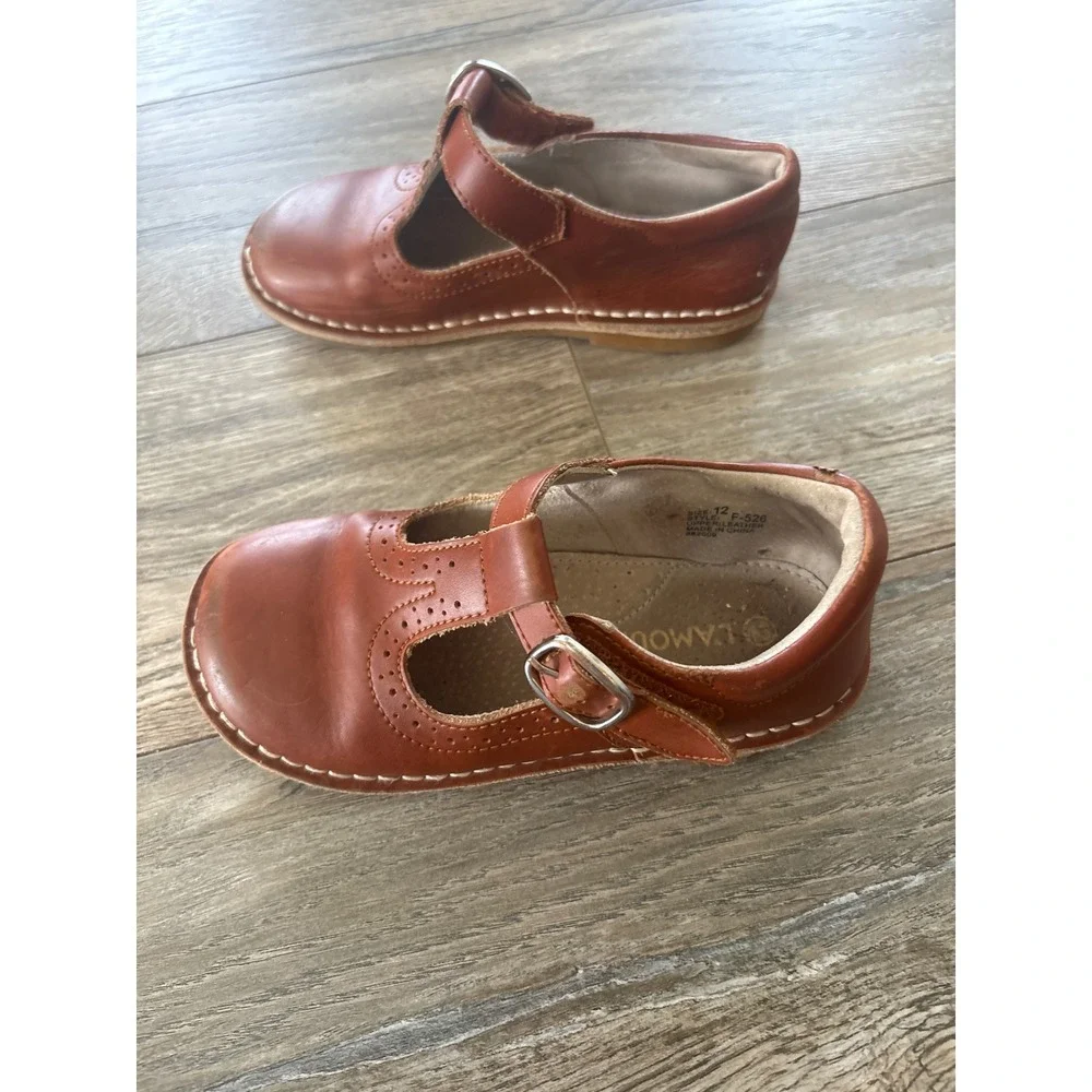 L'Amour Girls Brown Leather T-Strap Brogue Shoes Size 12 F-526